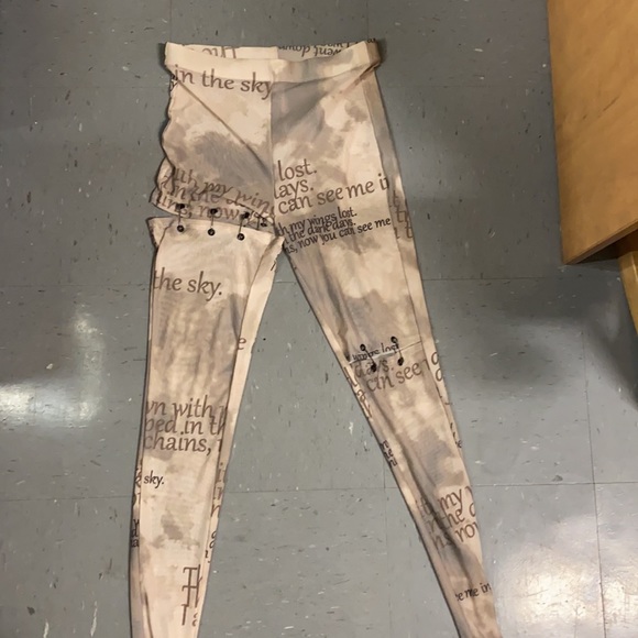 Two piece long sleeve set - Picture 2 of 3